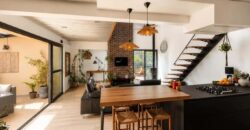 À vendre une belle villa de standing T5 de 98 m2 avec piscine située à La Rivière Saint-Louis Réunion