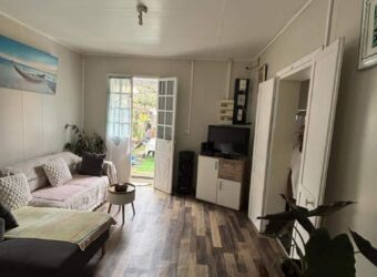 À vendre un ensemble immobilier de 255 m² avec 5 logements à La Chaloupe Saint-Leu Réunion