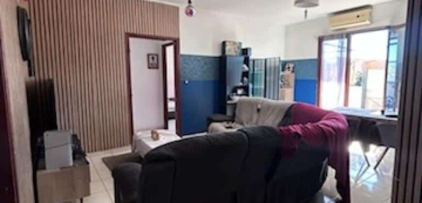 En vente appartement T4 de 71.49m2 proche des commerces à Sainte Clotilde Réunion