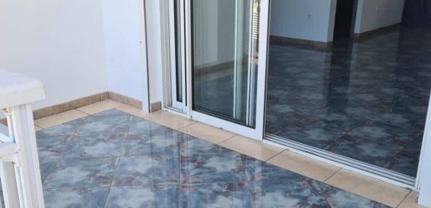 OFIM Sud à louer une petite ville de 52.61 m2 sur un terrain entièrement clôturé située dans un quartier calme au 13éme Km le Tampon Réunion