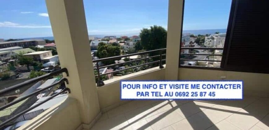 À vendre un appartement T2 de 41m1 dans une résidence à Sainte Clotilde Réunion