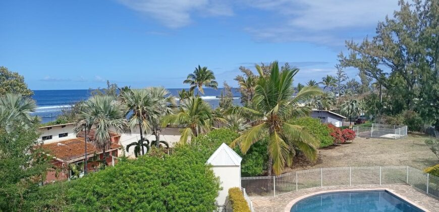 En vente un appartement T2 dans une résidence avec piscine à Saline les Bains Réunion