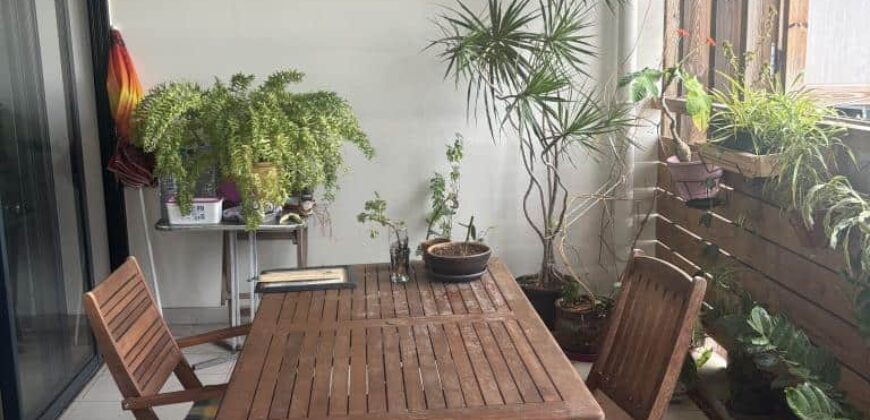 À vendre un joli appartement T3 de 60m2 dans une résidence avec piscine à Piton Saint Leu Réunion