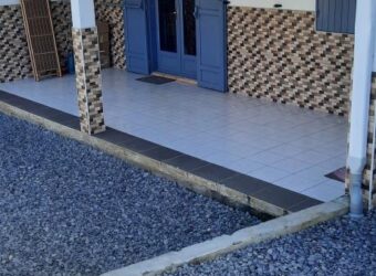 Location d’une maison de 120m2 avec jardin proche commerces et écoles à Saint André