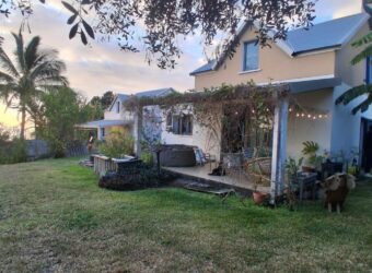 En vente une jolie maison F4 avec vue mer et possibilité de piscine à Saint-Leu Réunion